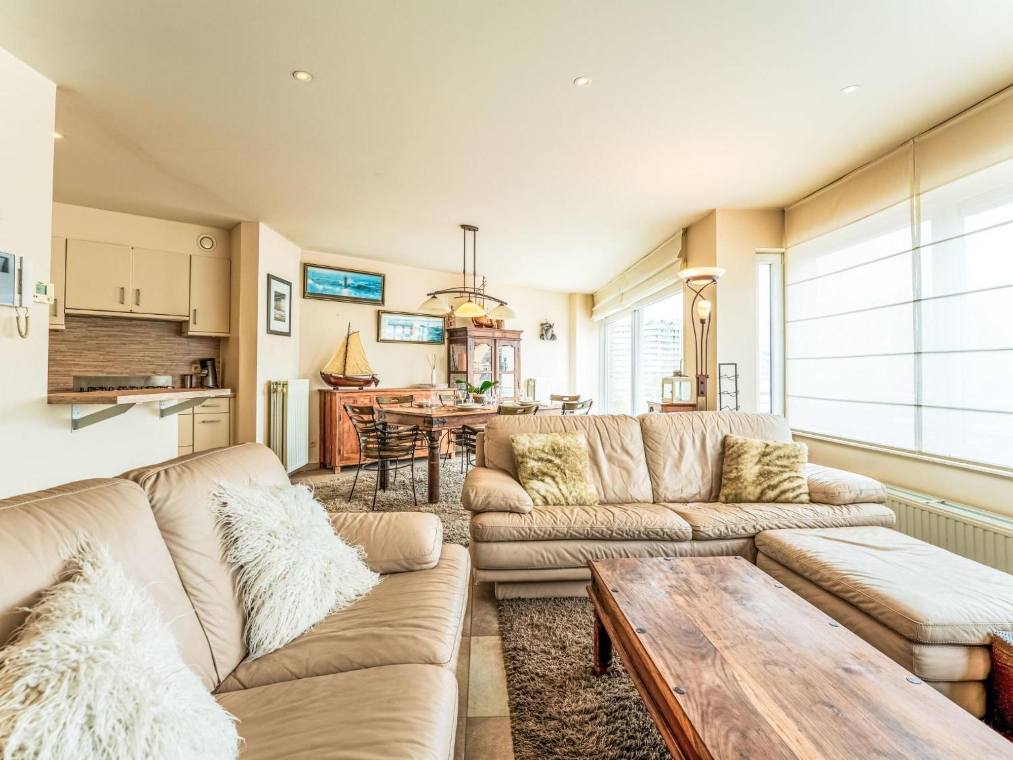 Bonito With Balcony & Harbour View By Interhome